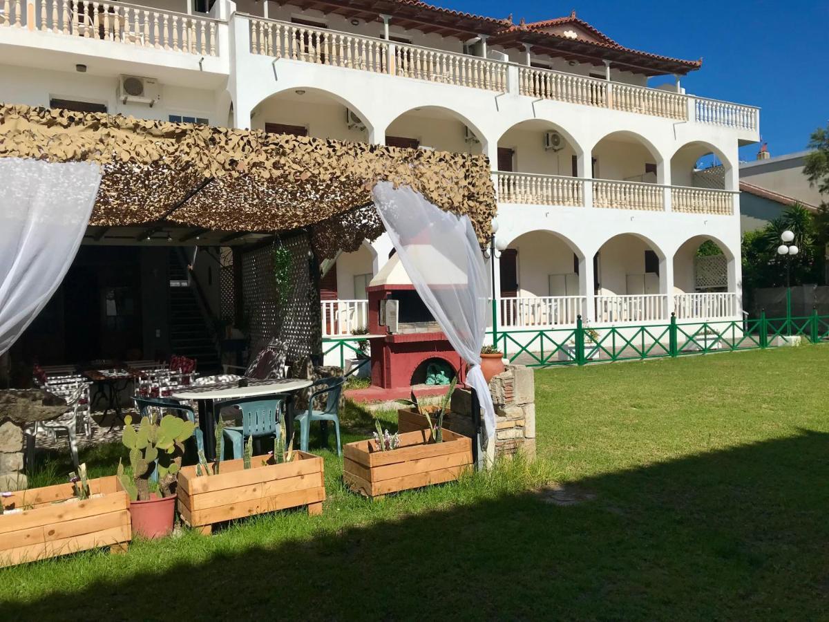 Dionysos Aparthotel