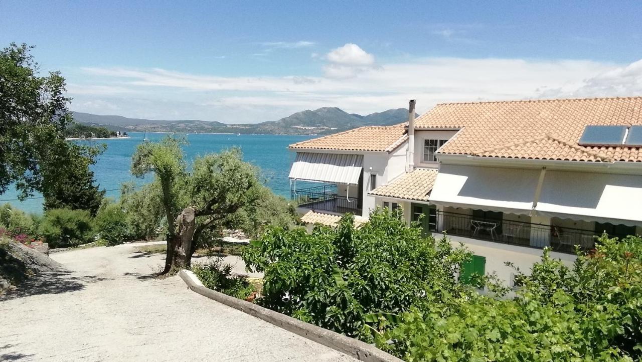 Galanos Aparthotel 2*