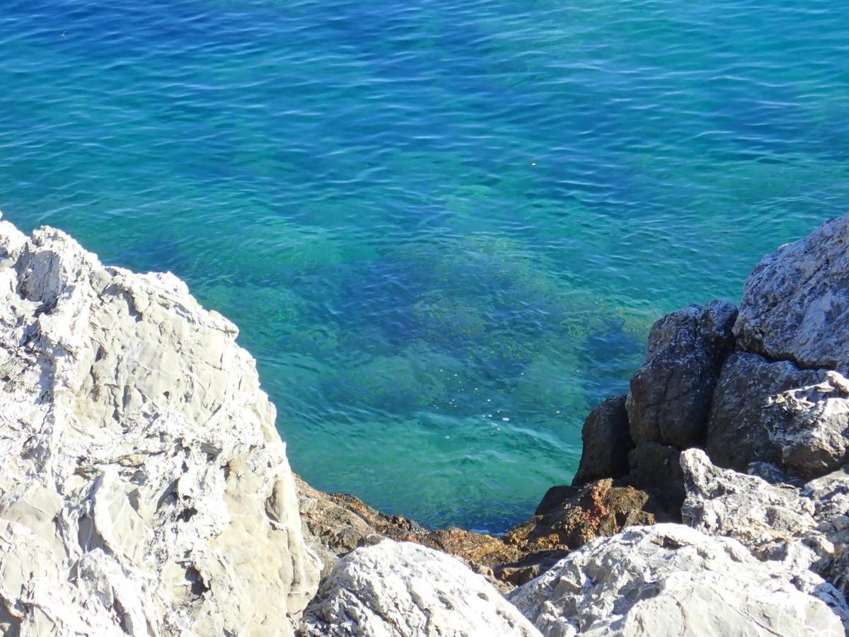 Beachfront With Private Path To The Sea * Poros Town