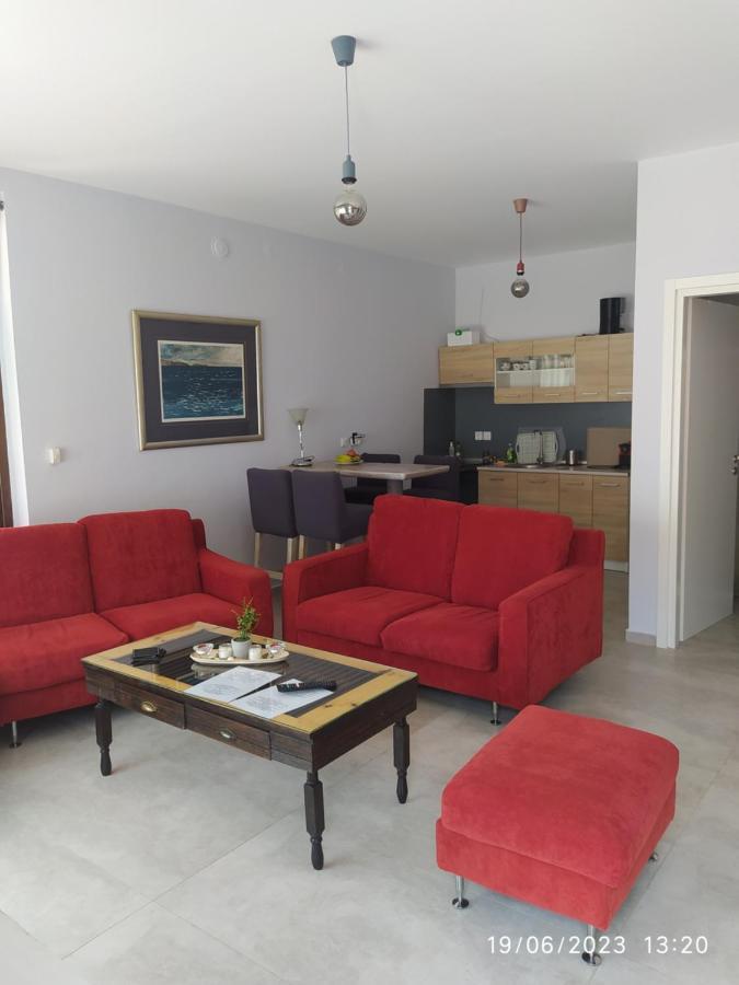 Apartment Pefkonas 100 M From The *