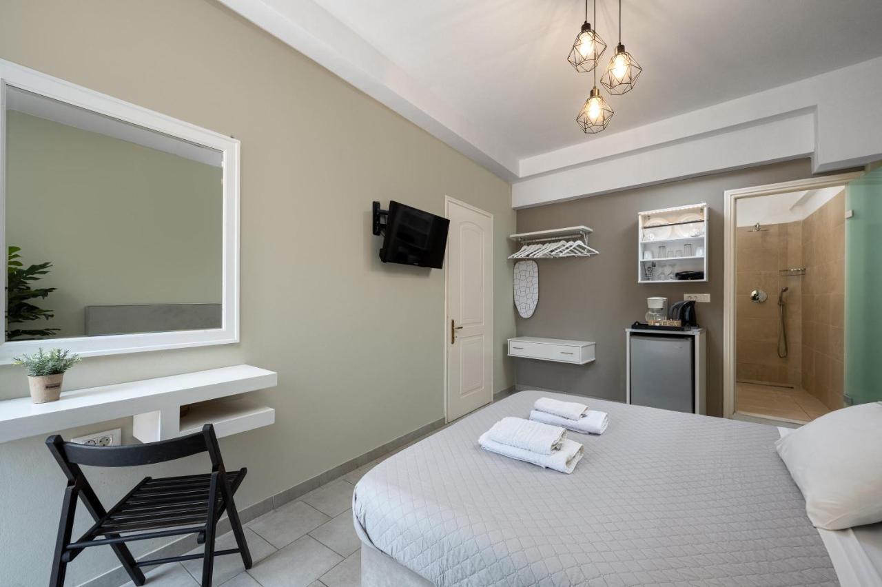 Maravelia's Guest house Symi