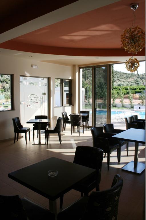 Zeis Edo Luxury * Tolo
