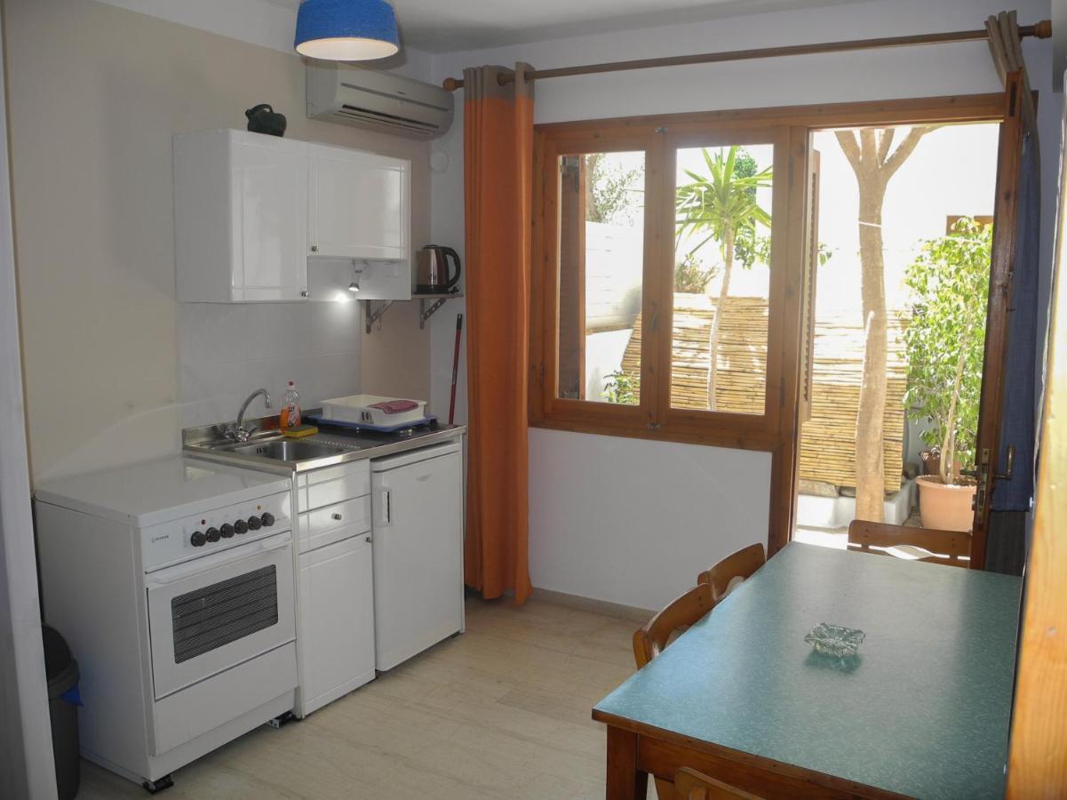 Mama's - Eurostudiosnaxos Apartment *