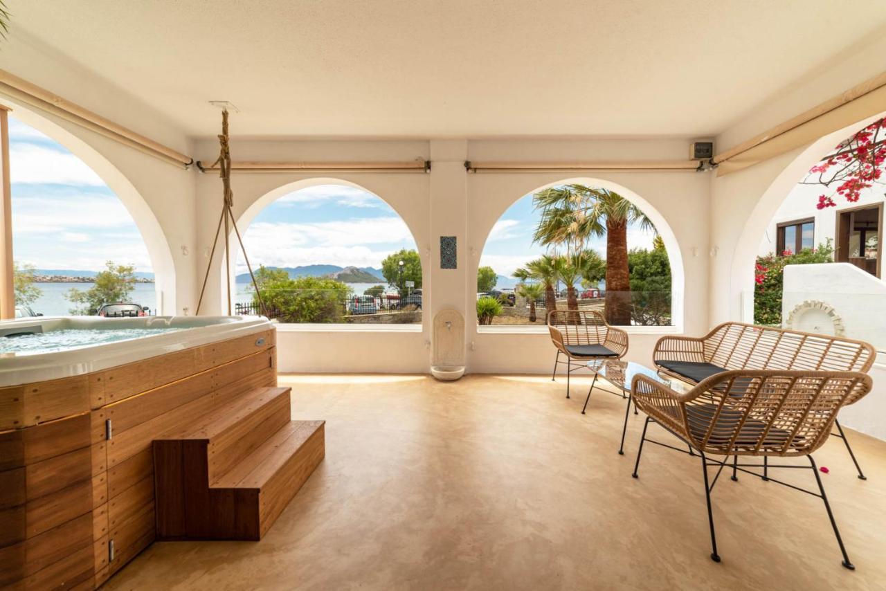 Faidon's Luxury House With Jacuzzi By Aegiankazarte Kapotidhes