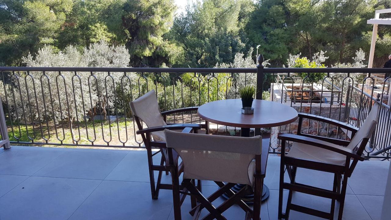 Stork Design * Epidaurus