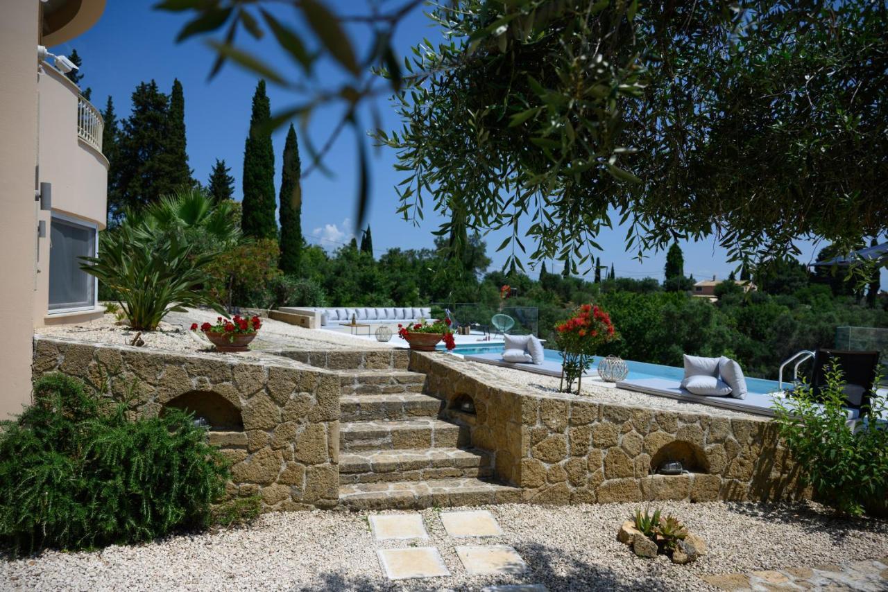 Aeras Luxury