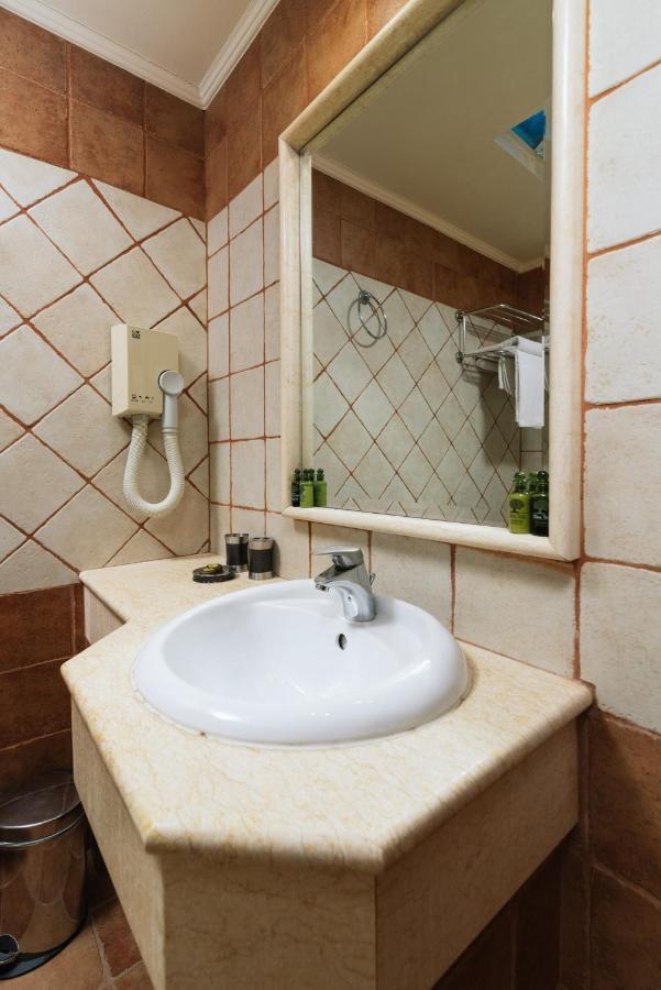 Hotel Porto & 3*