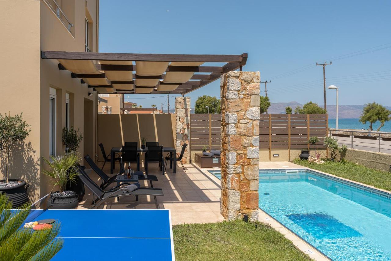 Villa Per Mare Maleme (Crete)