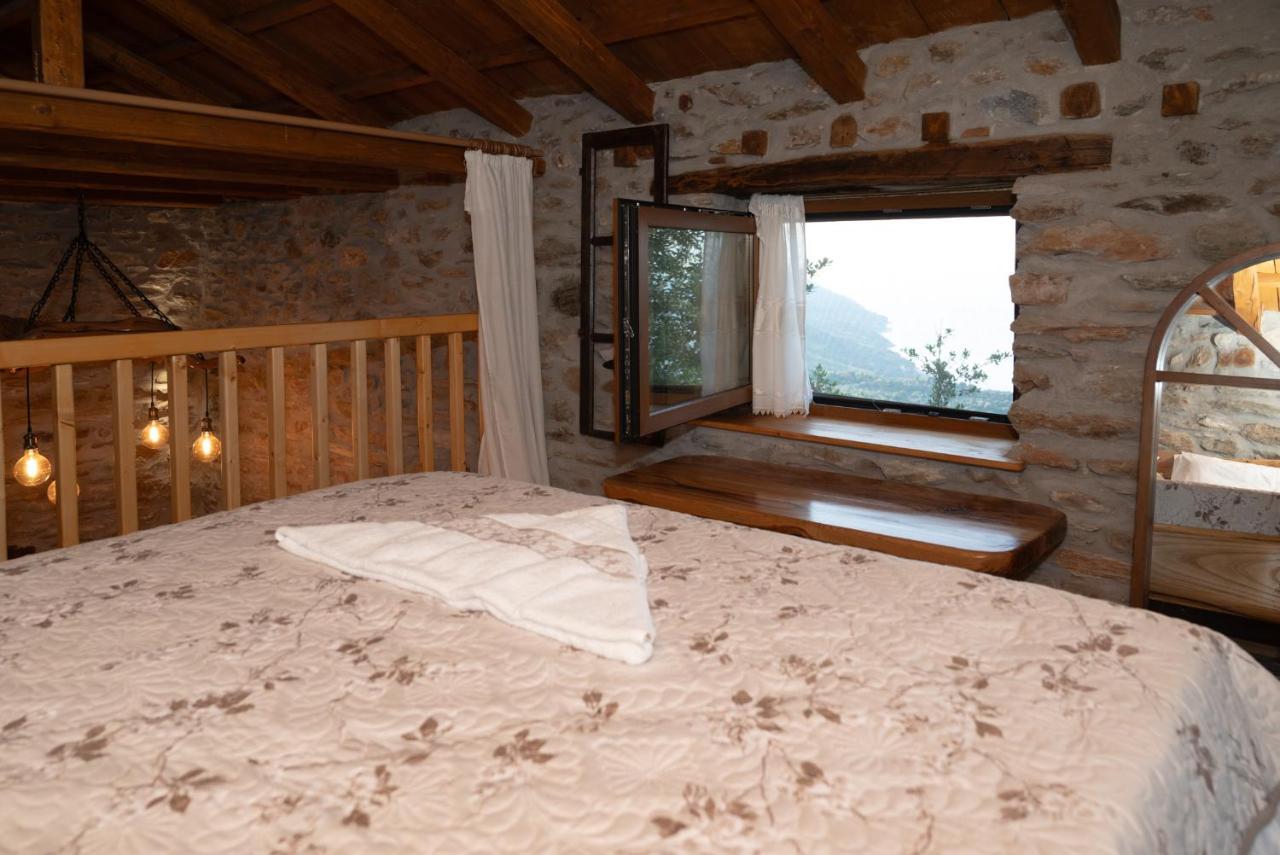 Aristoteli's Stone House Holiday home Makrirrakhi