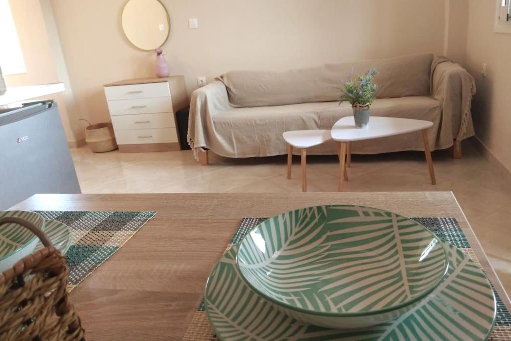 Apartment Elena Roza Mesongi