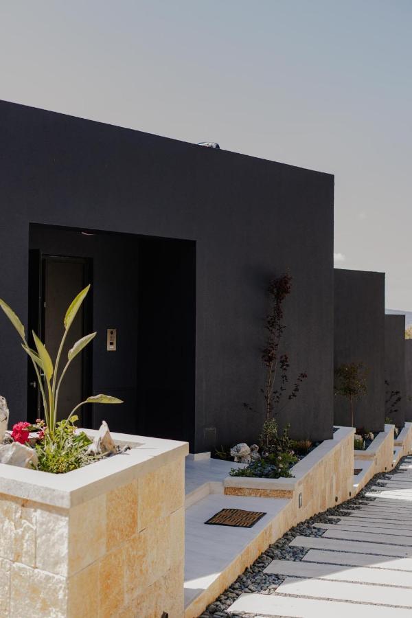 Scorpio Holiday home