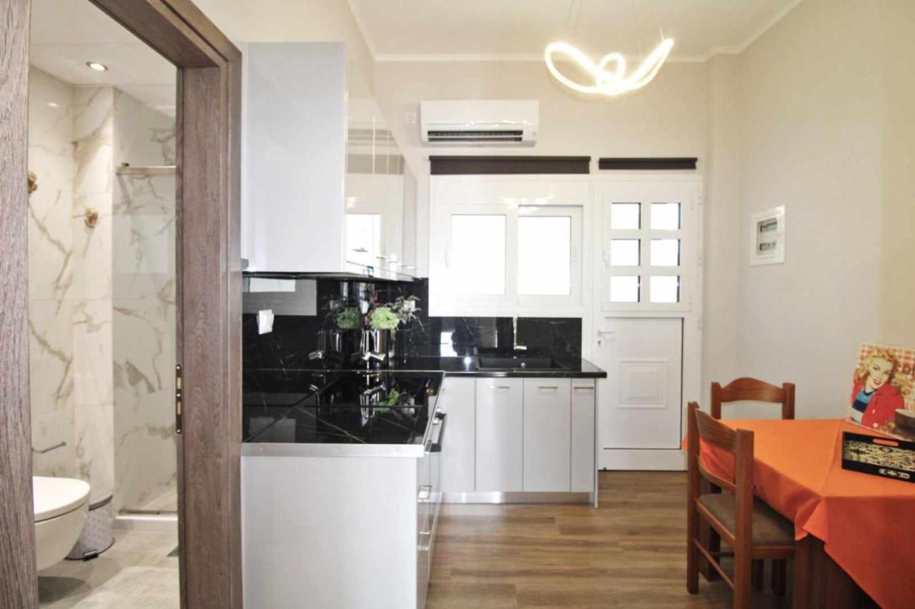 Maria's Apartment