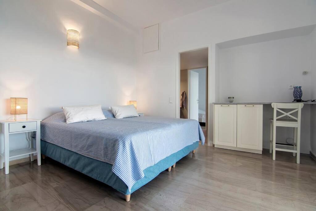 Villa Laconian Collection Big Blue *