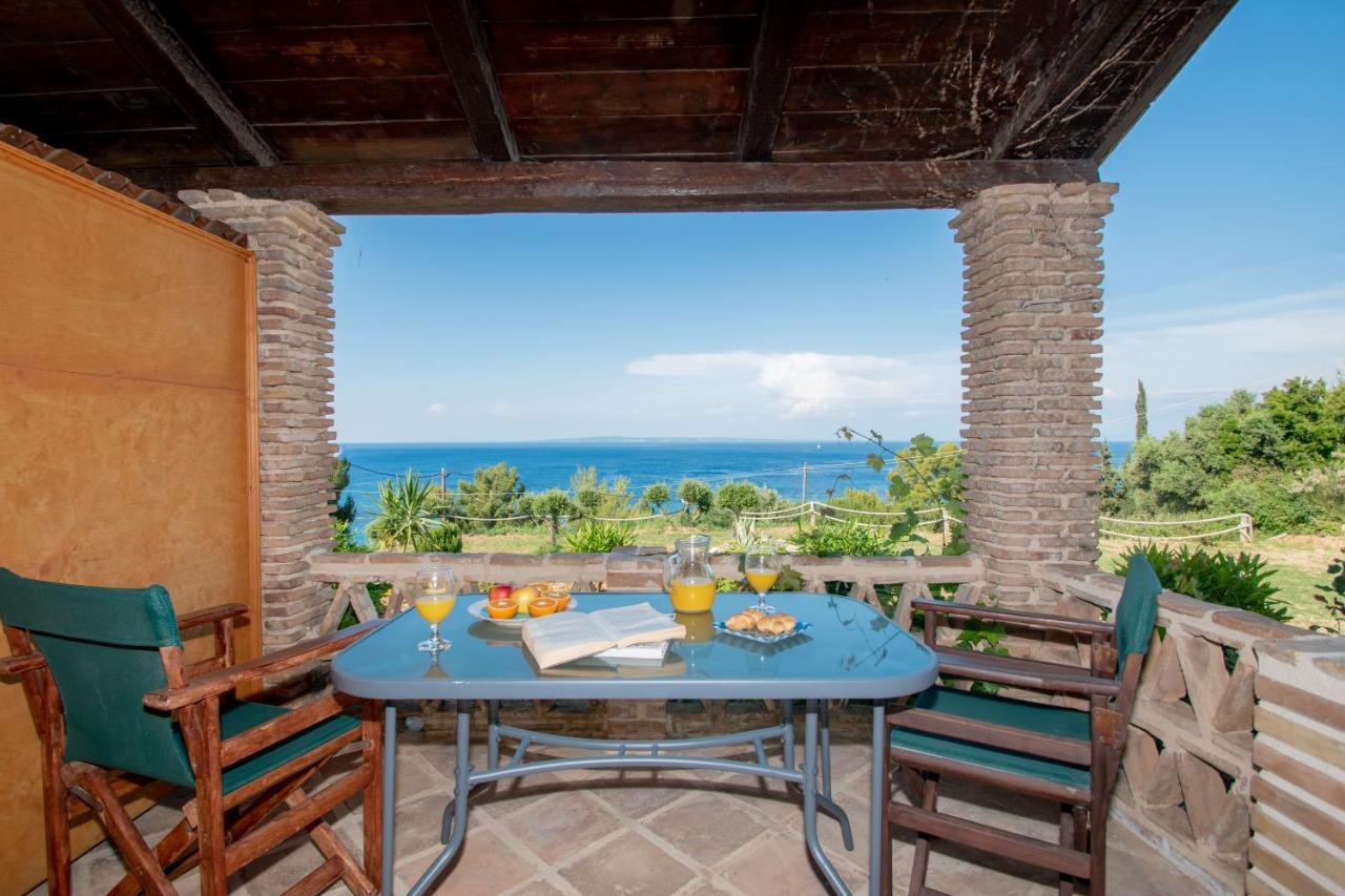 Arpyia Apartment