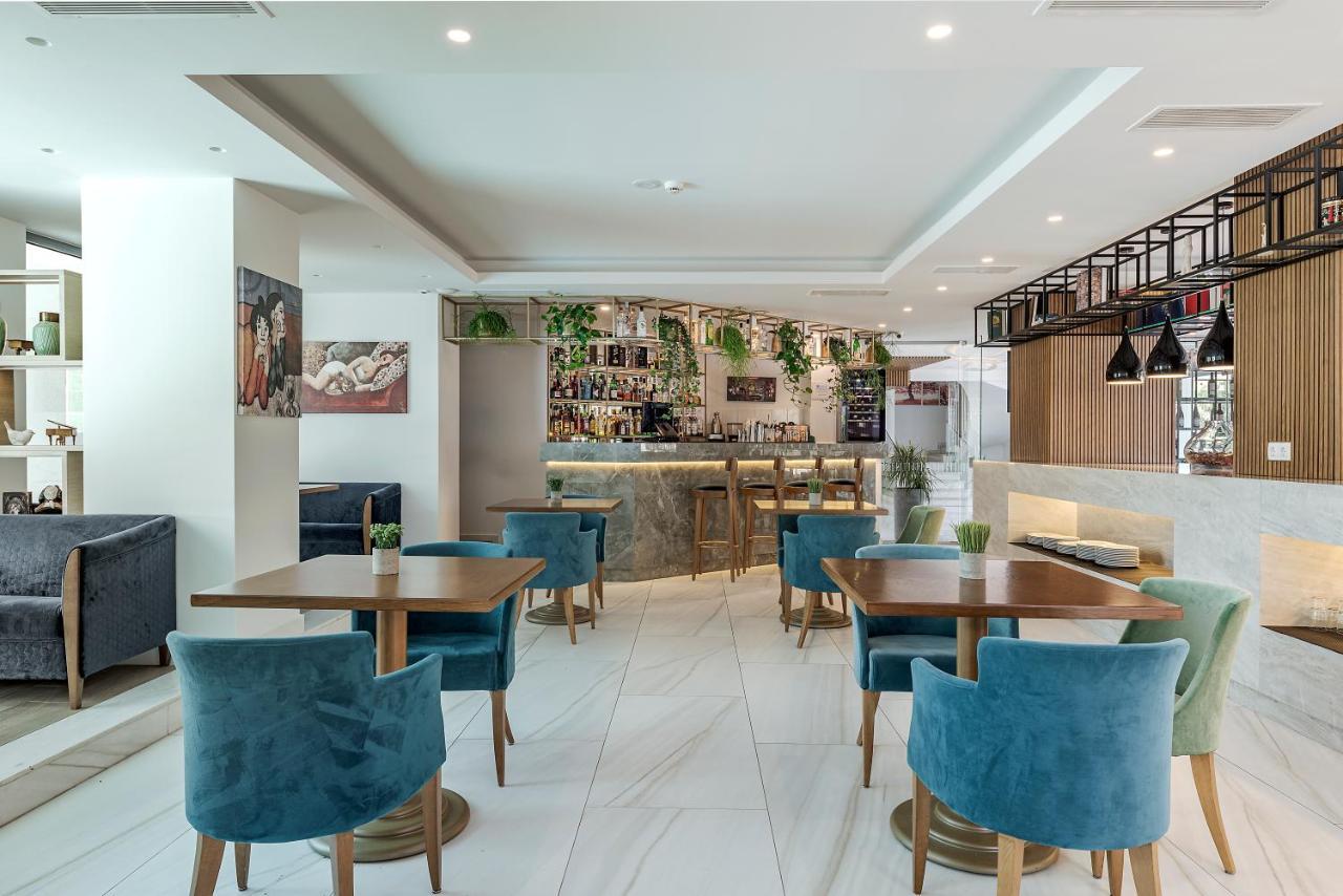 Hotel Riviera