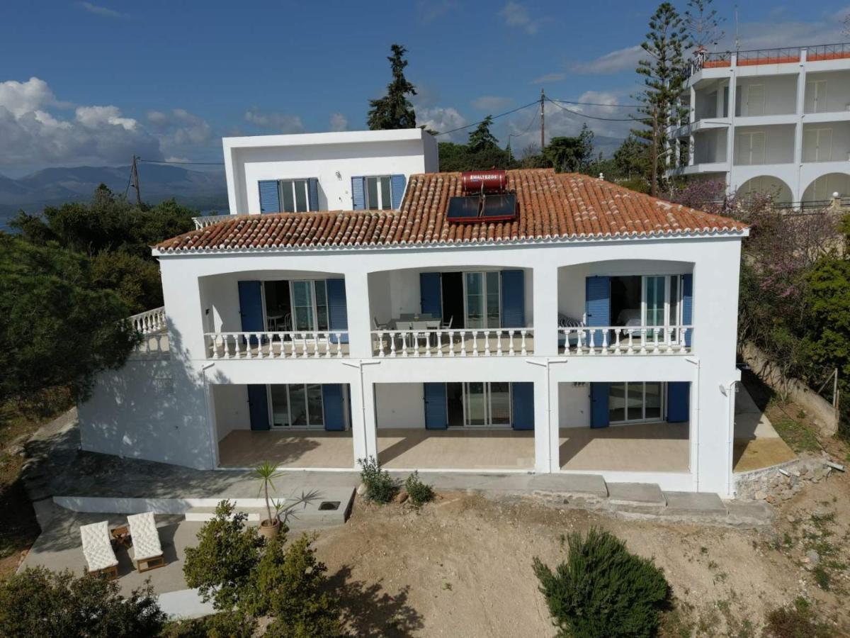 Villa Laconian Collection Big Blue