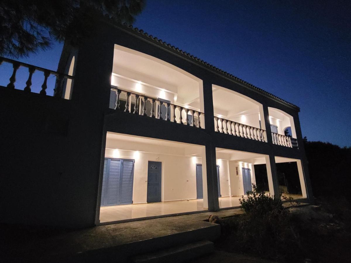 Villa Laconian Collection Big Blue