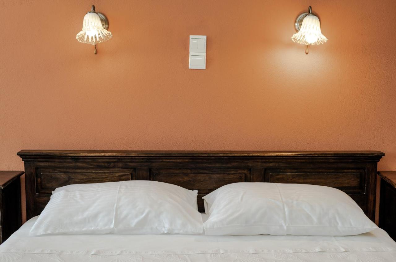 Chrisovalanto Hotel Sivota (Epirus)