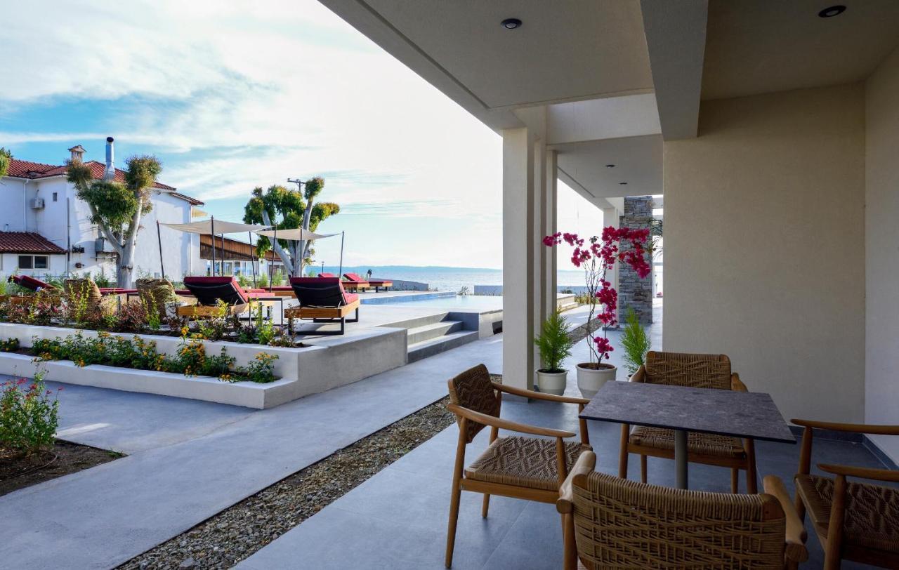 Amyntas Seafront Hotel 3*