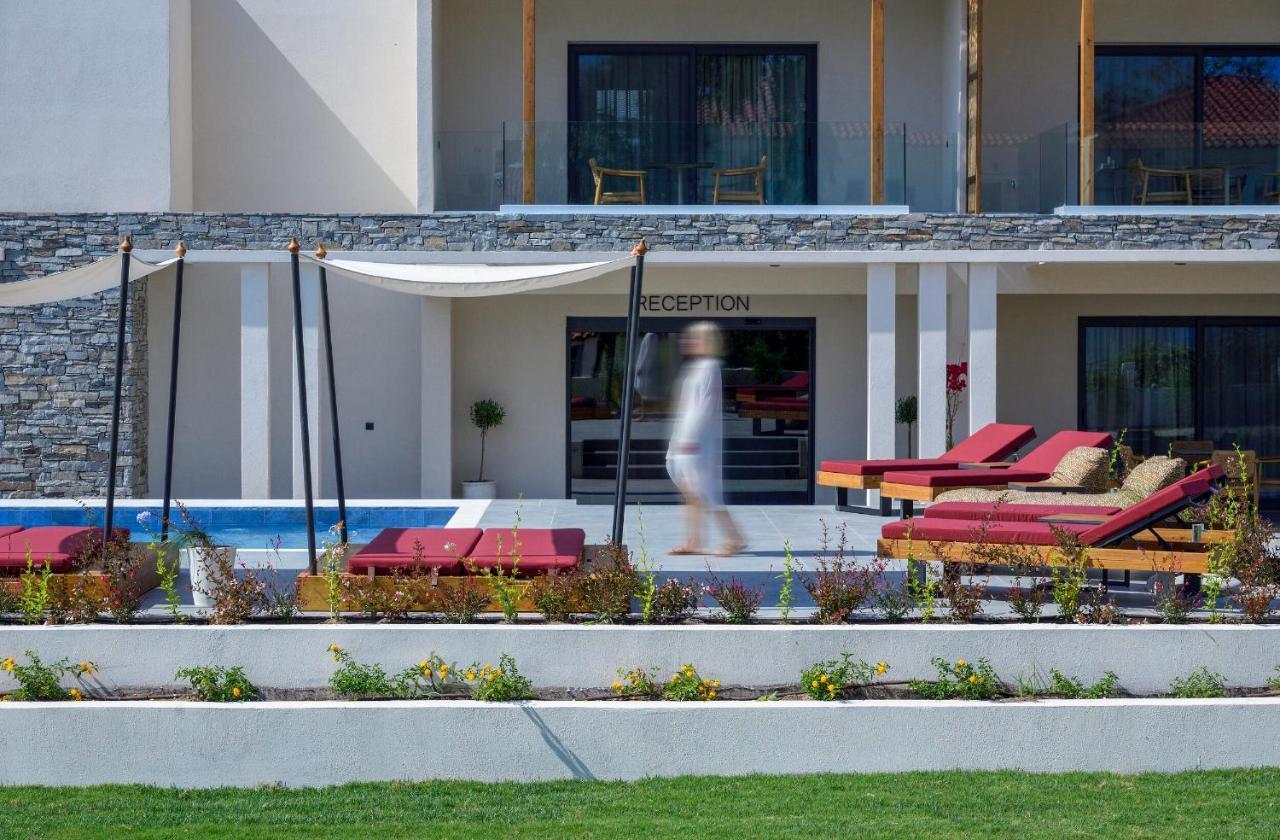 Amyntas Seafront Hotel
