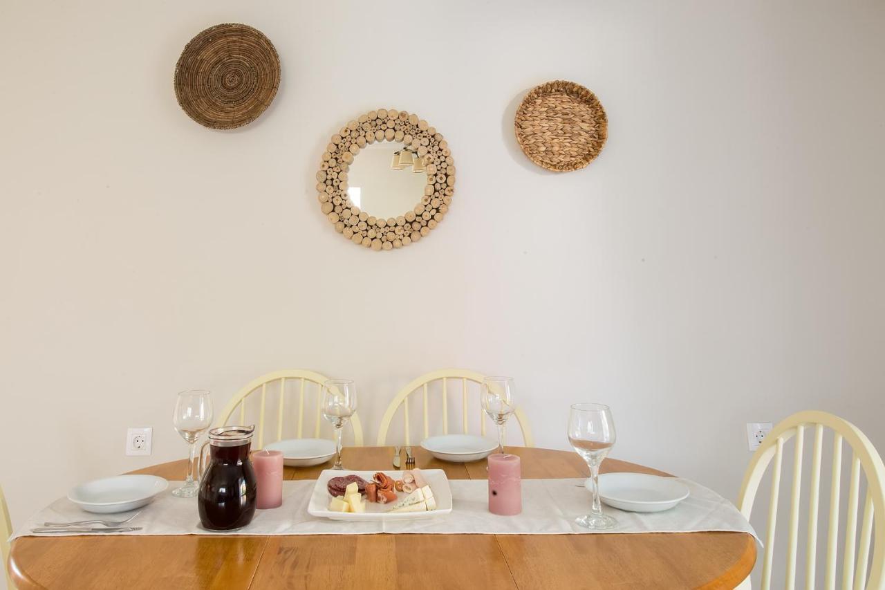 Apartment Mathraki