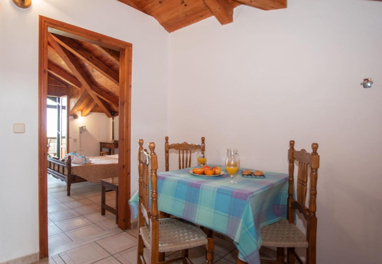 Apartment Arpyia *