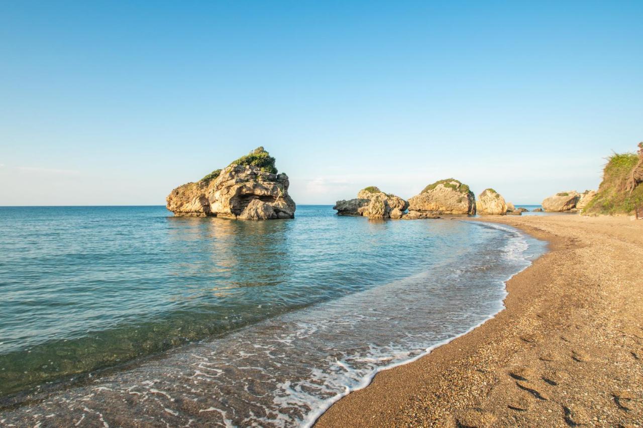 Arpyia Apartment