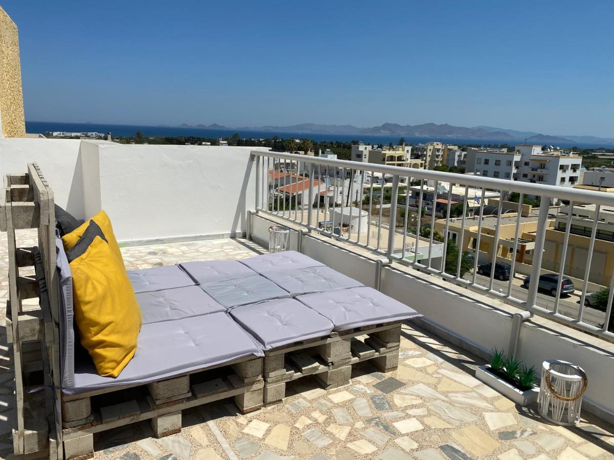 Noufaro Rooftop-sea View Apartment *