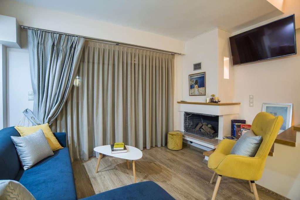 Apartment Modern, Stylish Maisonette Itea