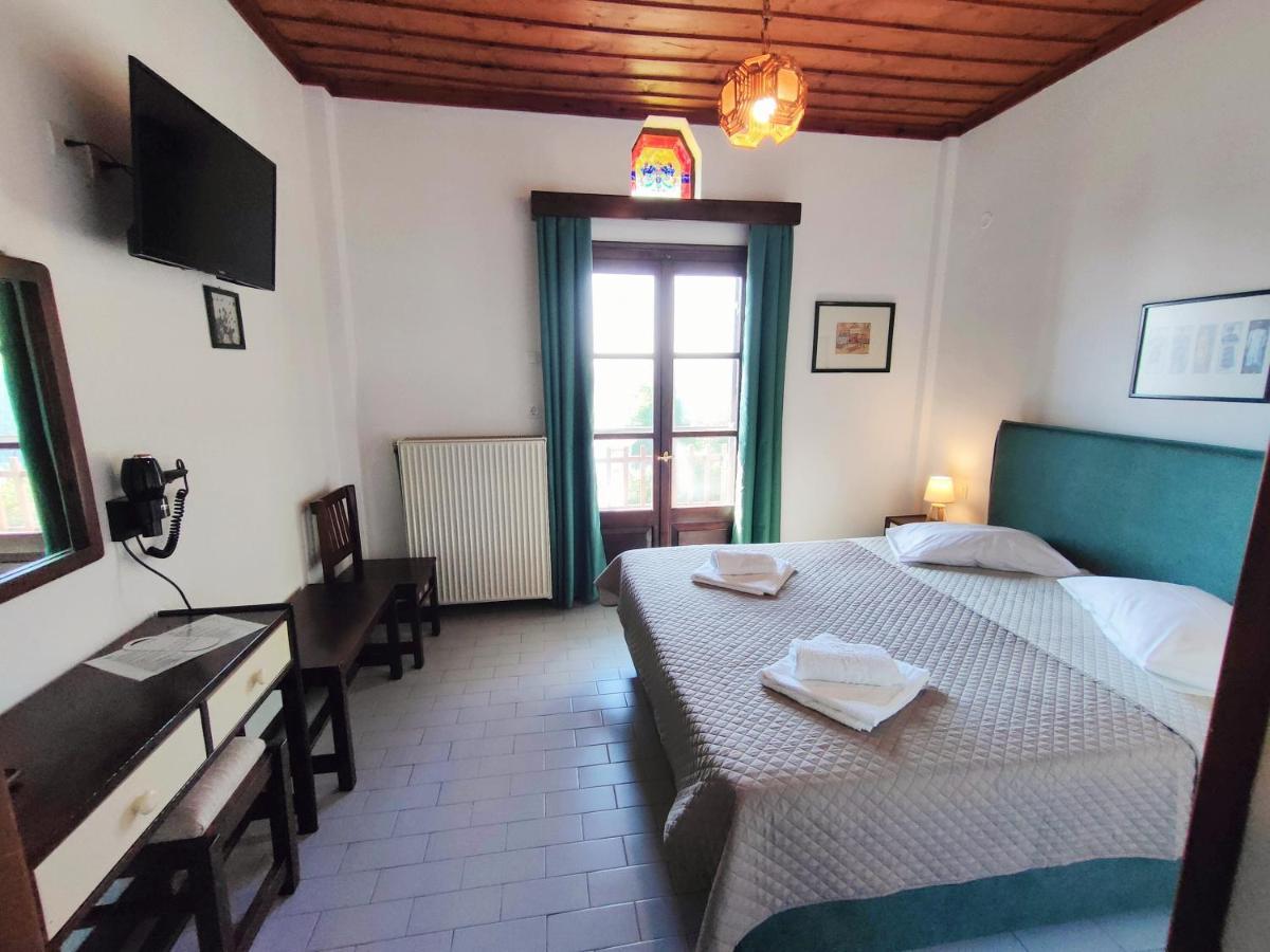 Vrionis Hotel Agios Dimitrios (Magnesia)