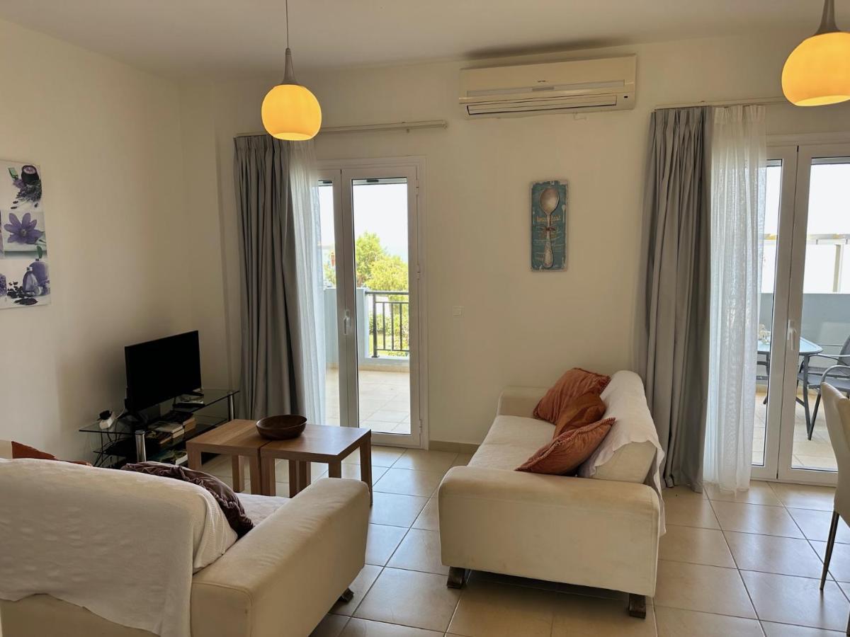 Holiday home Amaltheia Front