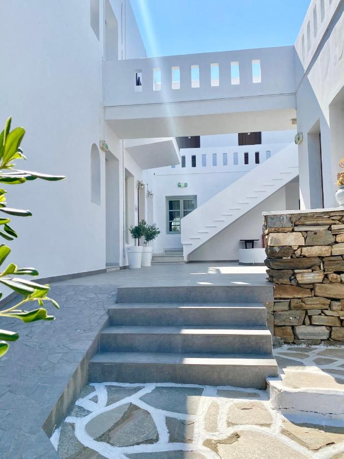 Fikas Hotel Naxos City