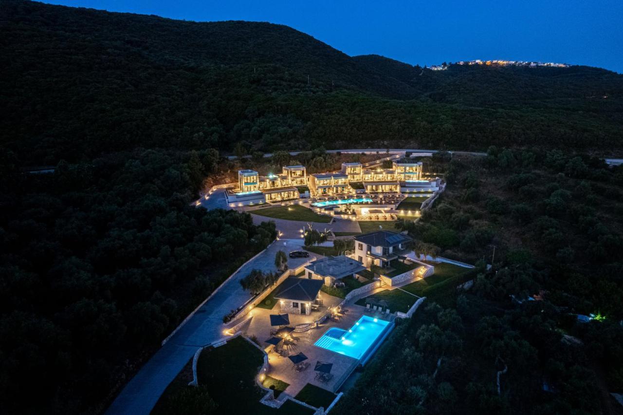 Aparthotel The View Sofas Coastal Retreat