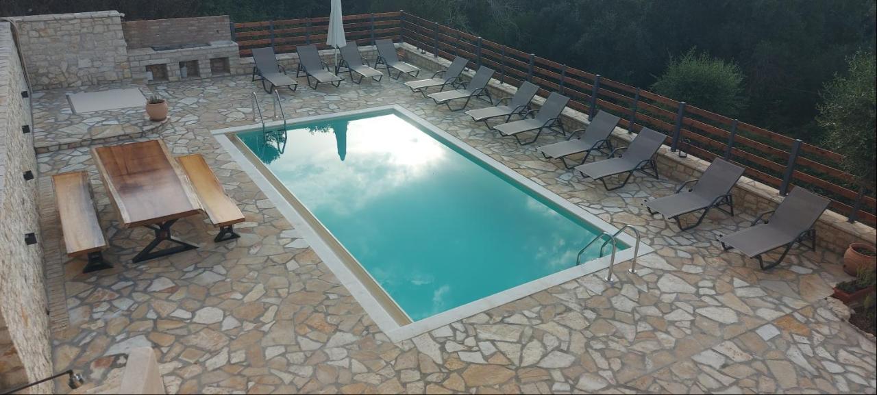 Villa Kostas-ne Corfu With Heated Salt Swimming Pool *
