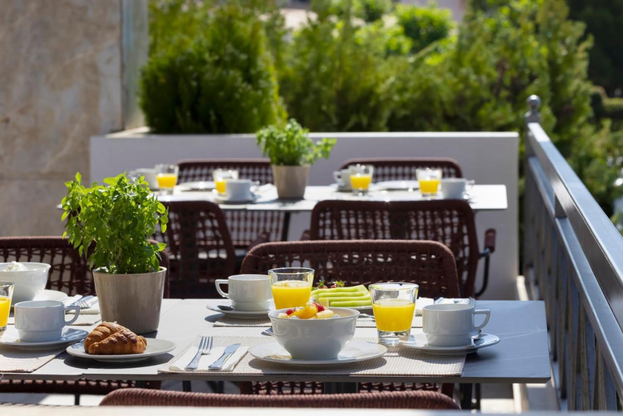 Negroponte Resort 5*