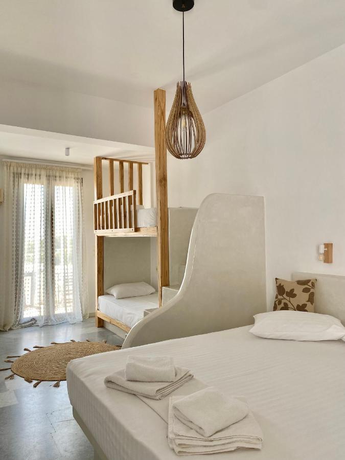 Hotel Fikas Naxos City