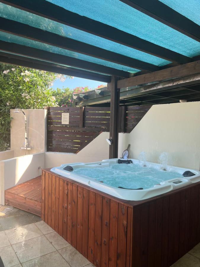 Villa Athina *