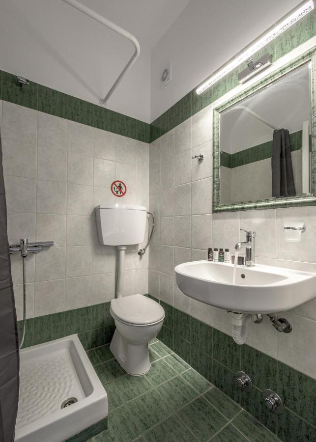 Michalis Studios Guest house