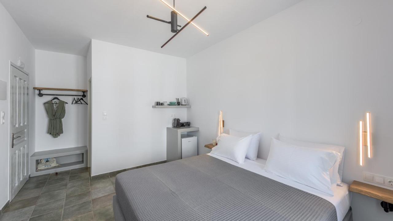 Michalis Studios Pollonia