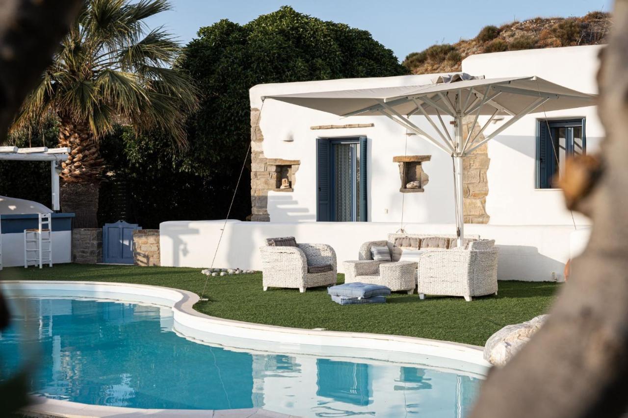 Phos Villa