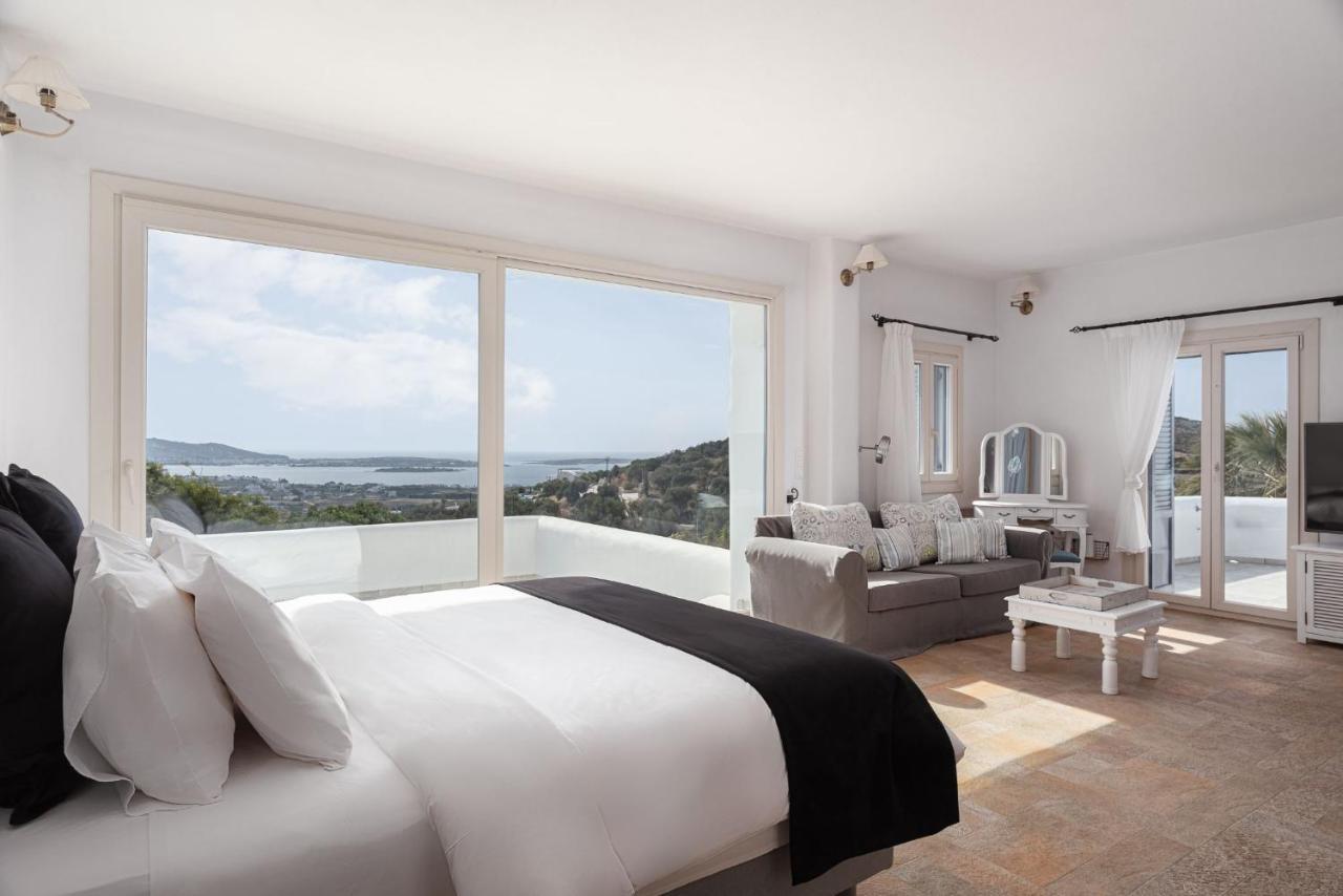 Phos Villa *