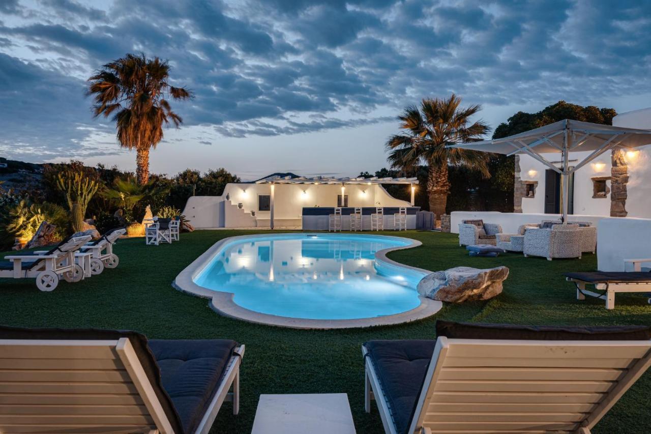 Phos Parikia (Paros)