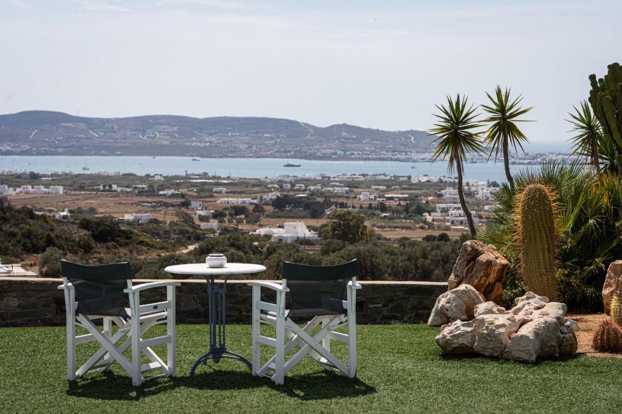 Phos Villa *