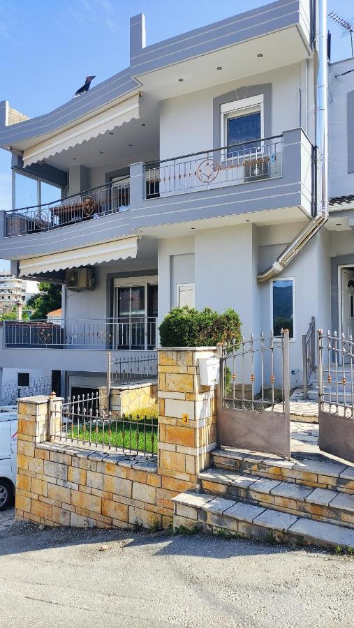 οδυσσέας & σοφία * Igoumenitsa