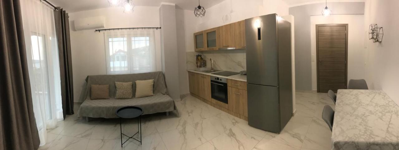 Bafas Apartment Plataria