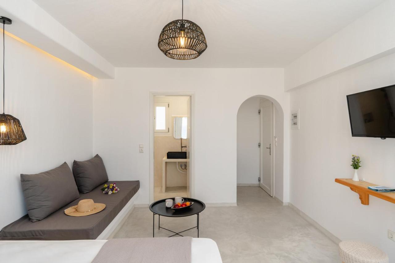 Celestial Seaview Apartments-portara *