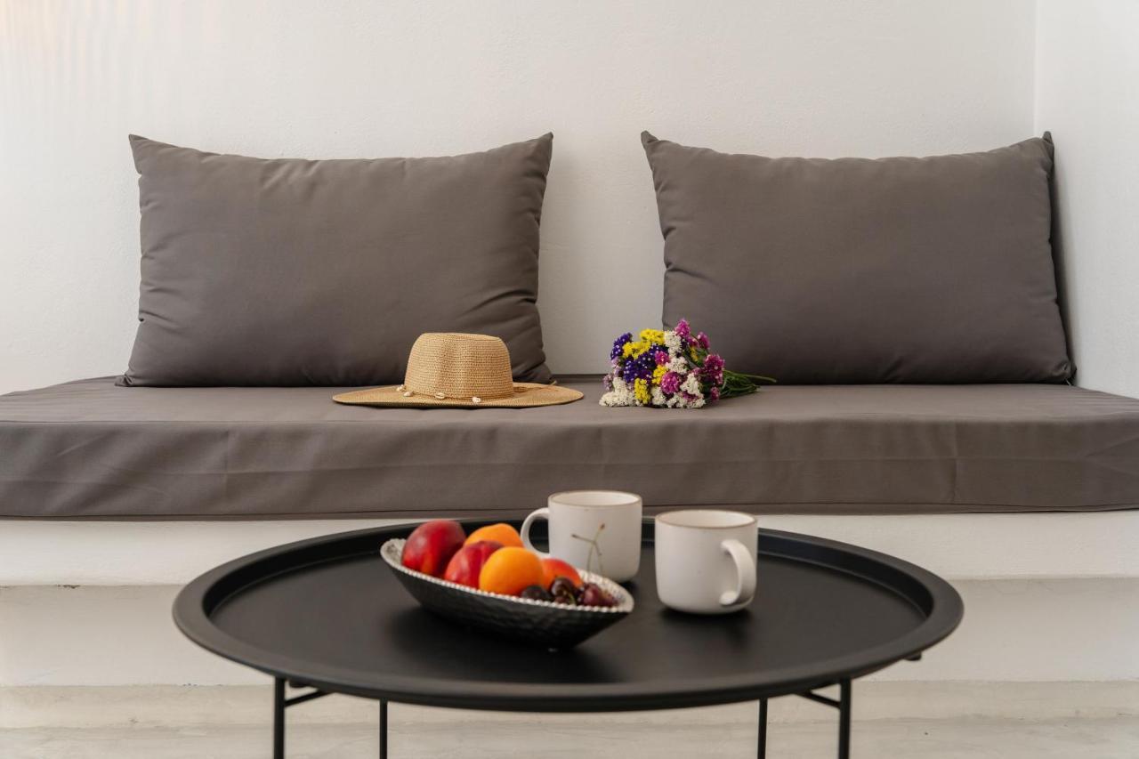 Celestial Seaview Apartments-portara *