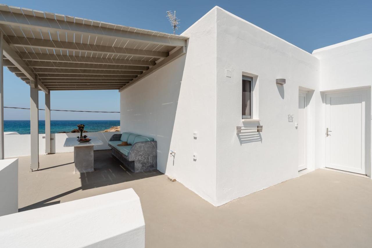 Celestial Seaview Apartments-portara *
