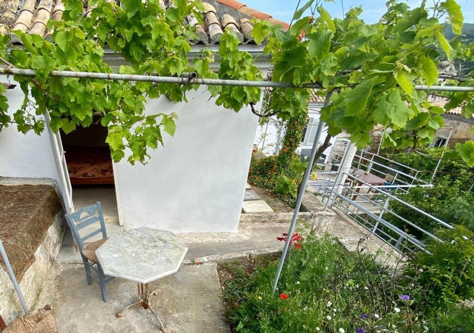 Villa Stylish Vathy With Sea View