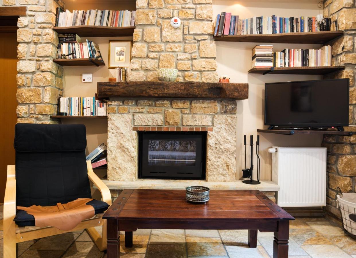 Country I & Country Ii Holiday home Polygyros